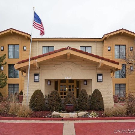 La Quinta Inn Chicago Окбрук Террас Экстерьер фото