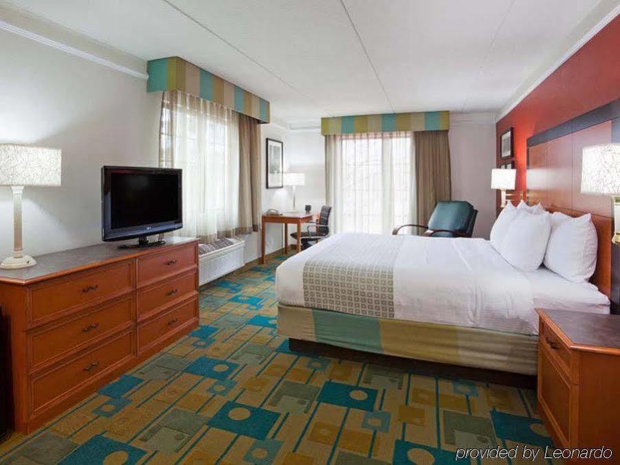 La Quinta Inn Chicago Окбрук Террас Экстерьер фото